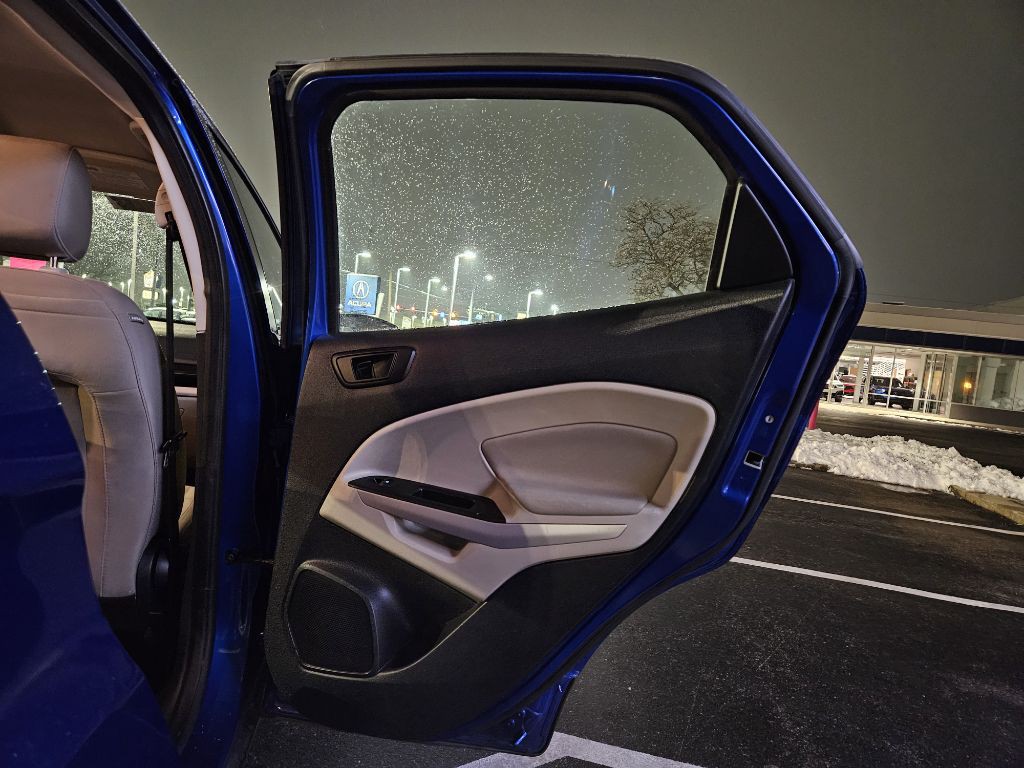 2021 Ford Econoline Image 45