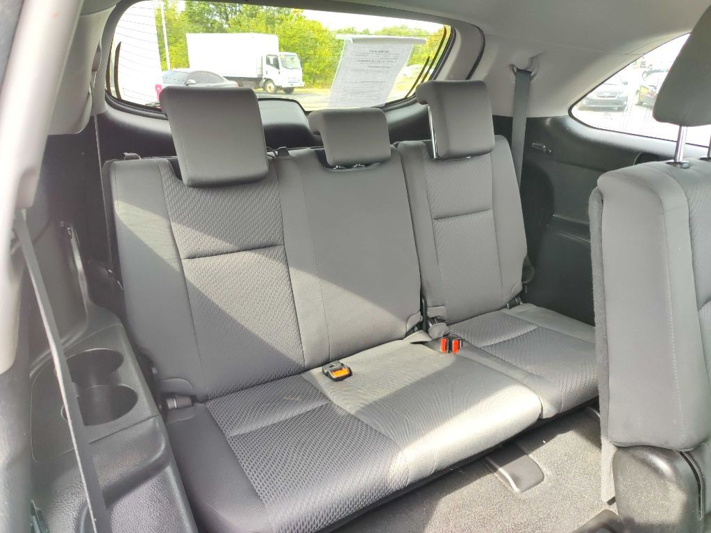 2017 Toyota Highlander Image 14
