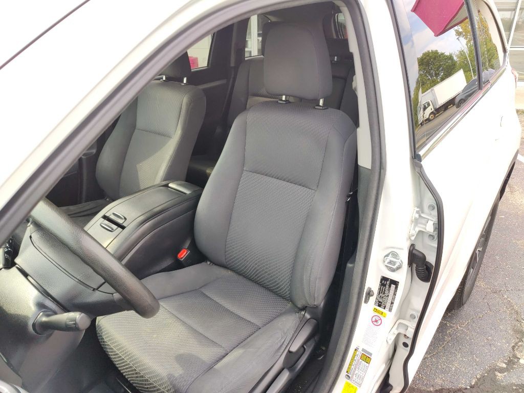 2017 Toyota Highlander Image 18