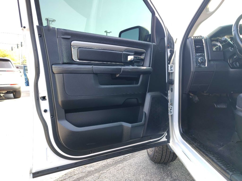 2018 RAM 1500 Image 12