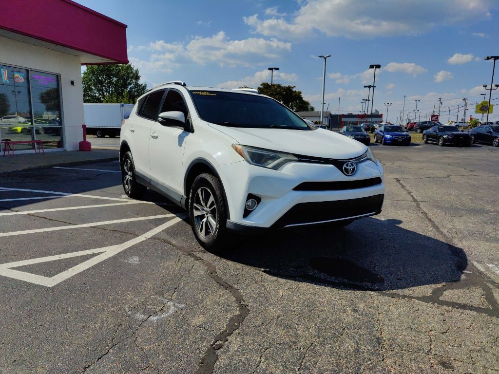 2016 Toyota Rav4 Image 2