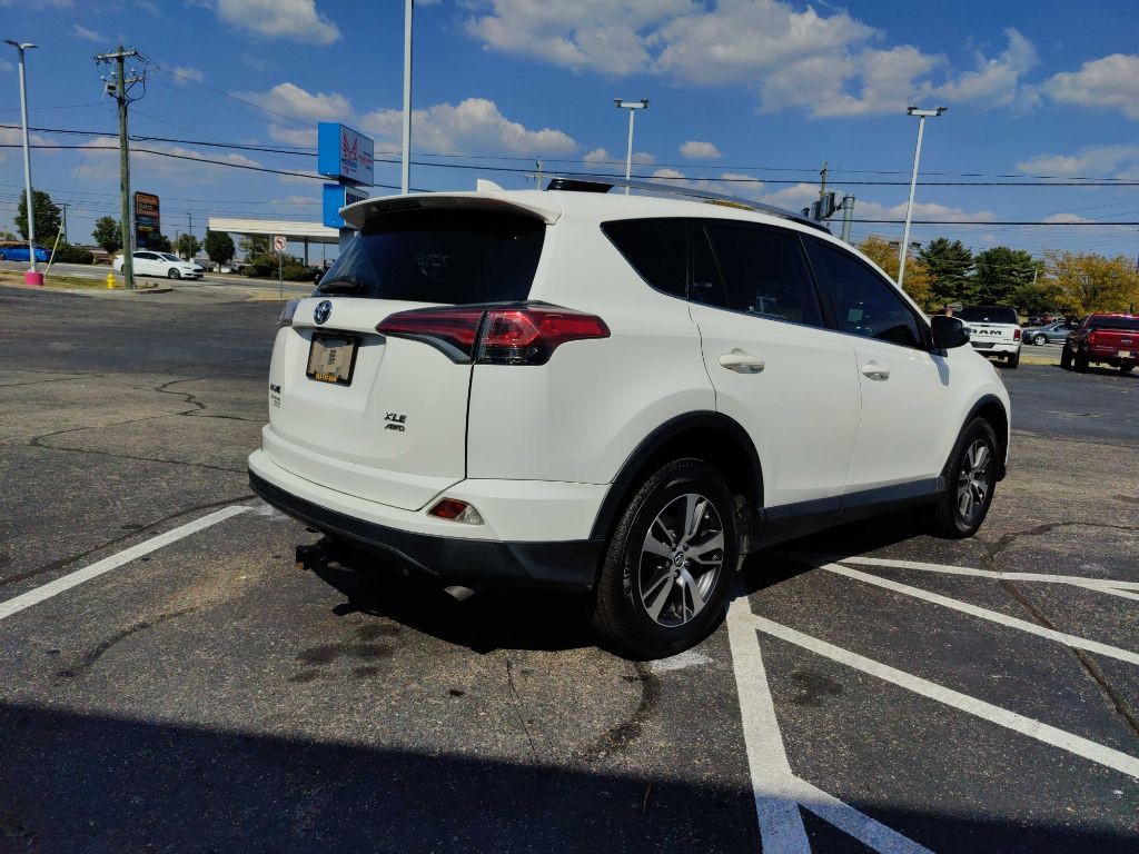 2016 Toyota Rav4 Image 8