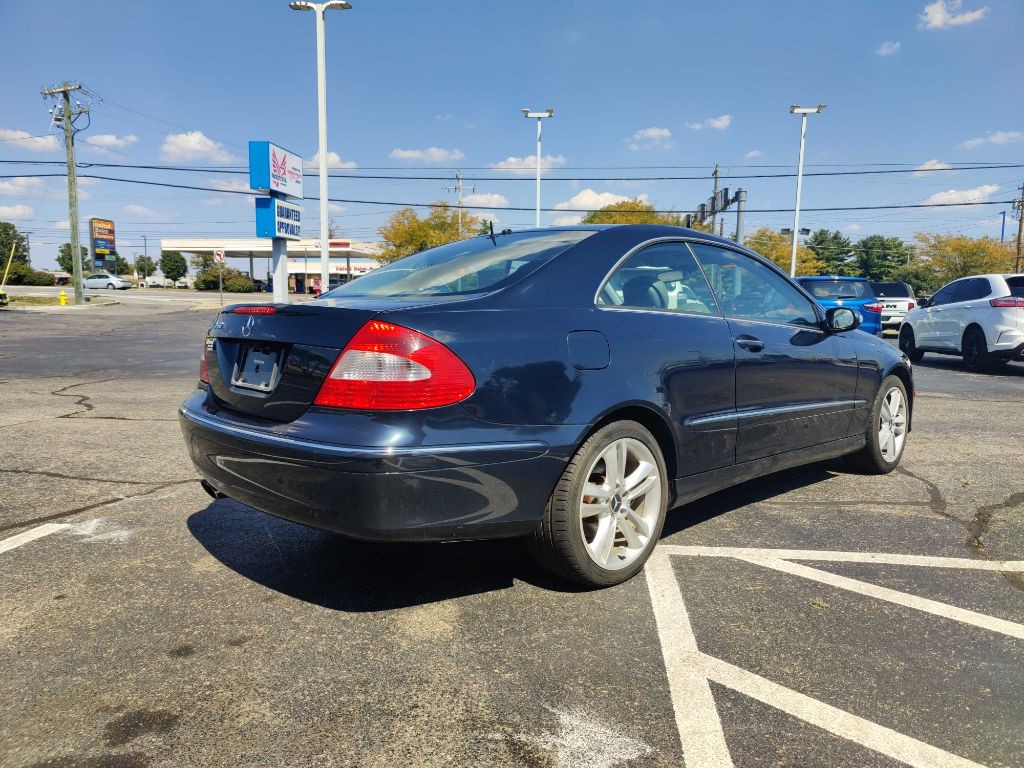 2006 Mercedes-Benz CLK-Class Image 9