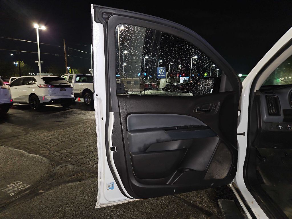 2016 Chevrolet Colorado Image 24