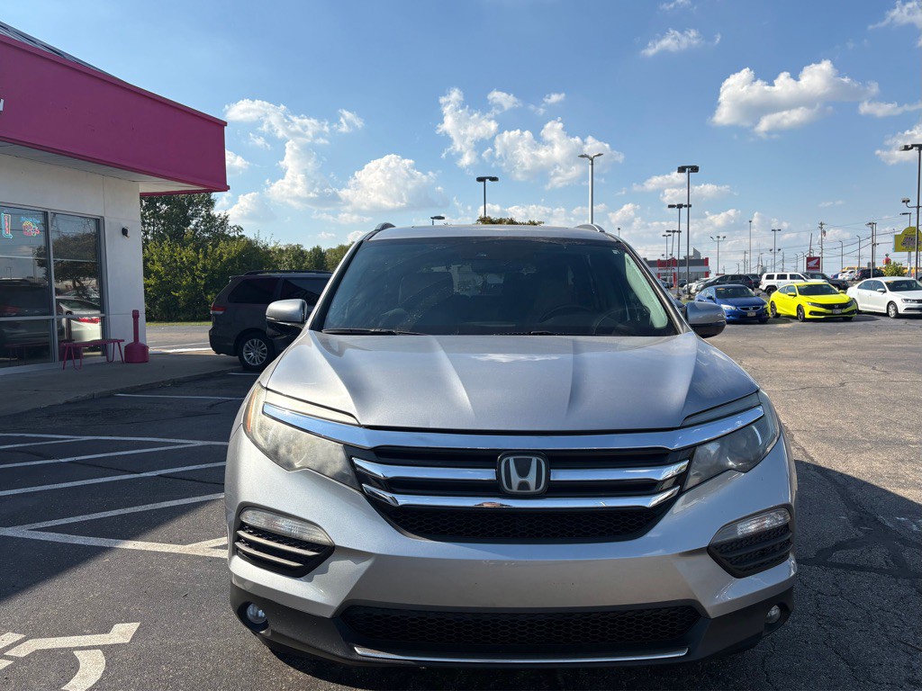 2017 Honda Pilot Image 2