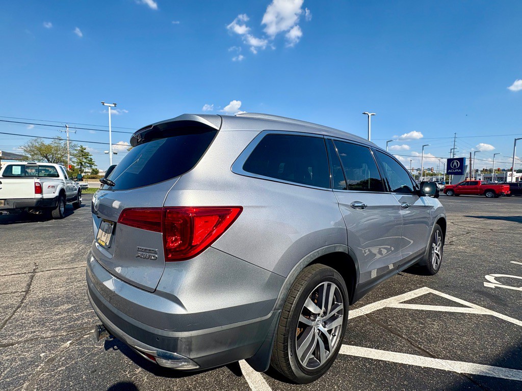 2017 Honda Pilot Image 12