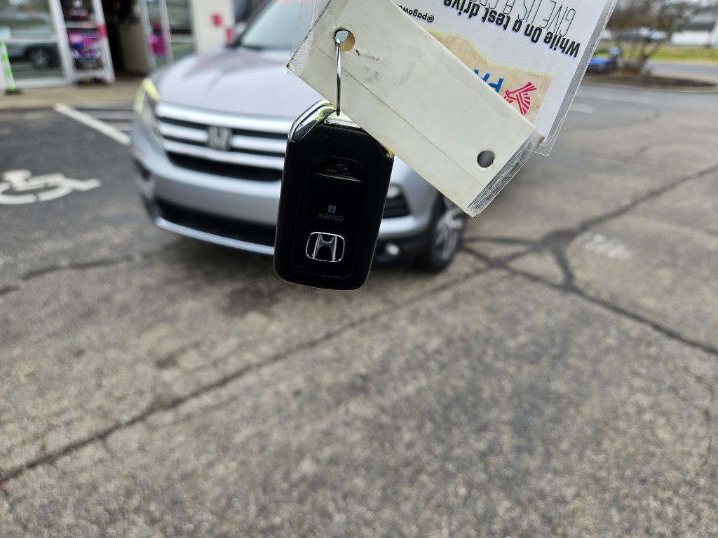 2017 Honda Pilot Image 30