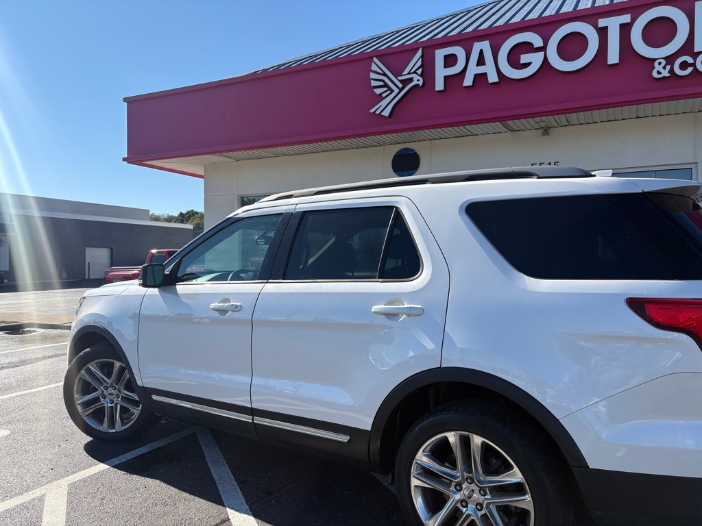 2017 Ford Explorer Image 4
