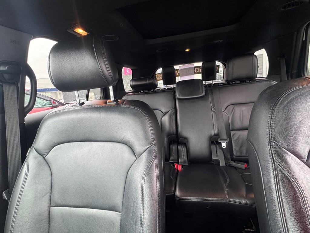 2017 Ford Explorer Image 5