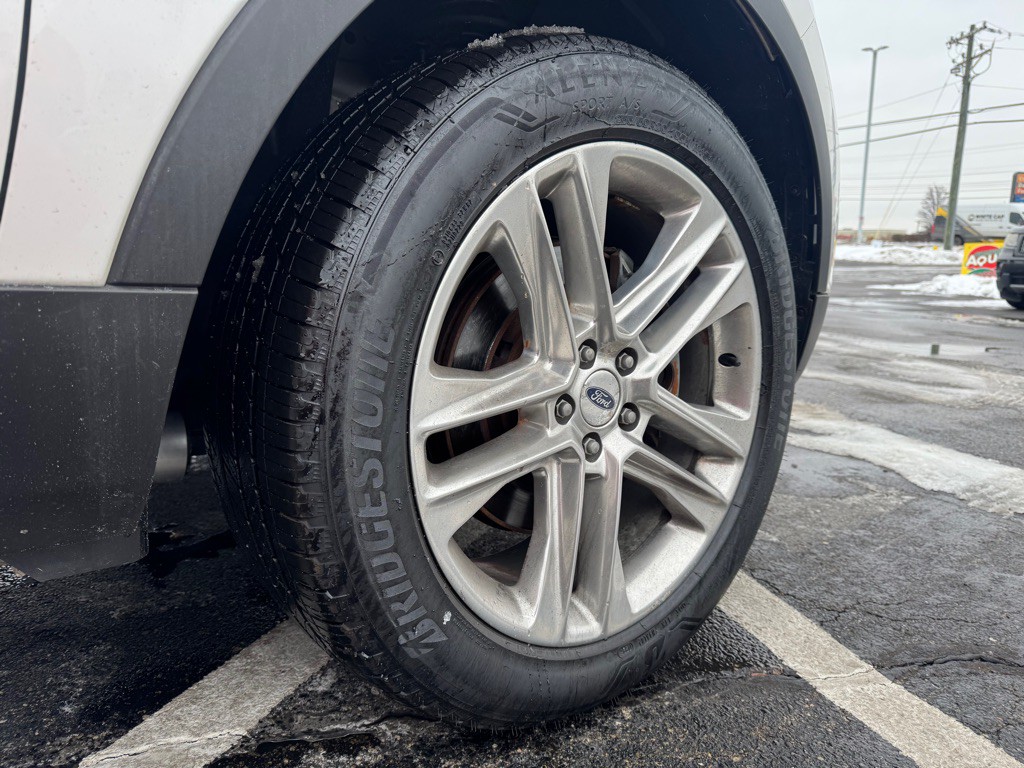 2017 Ford Explorer Image 11