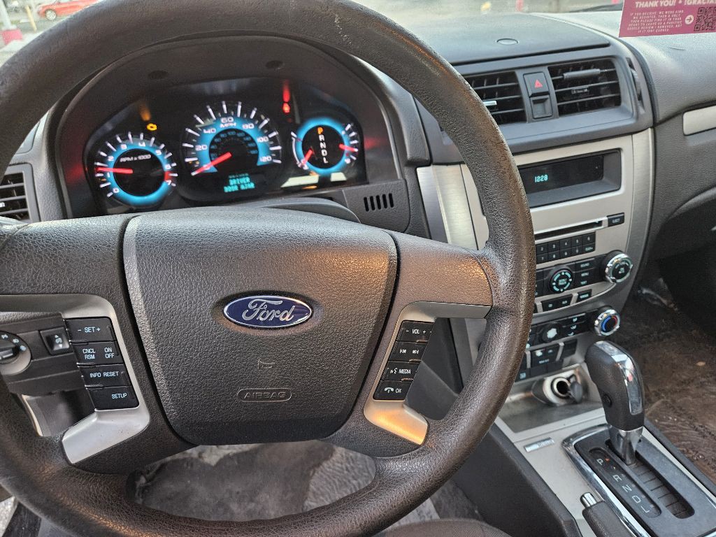 2011 Ford Fusion Image 12