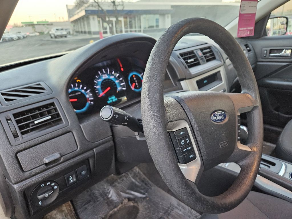 2011 Ford Fusion Image 13