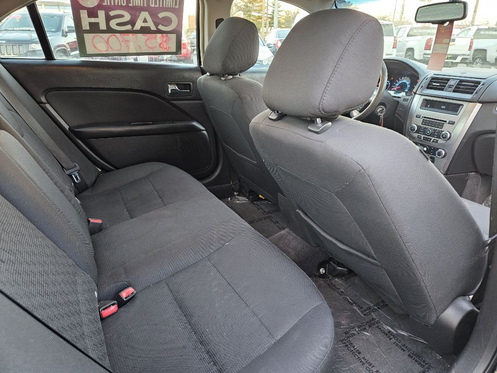 2011 Ford Fusion Image 17