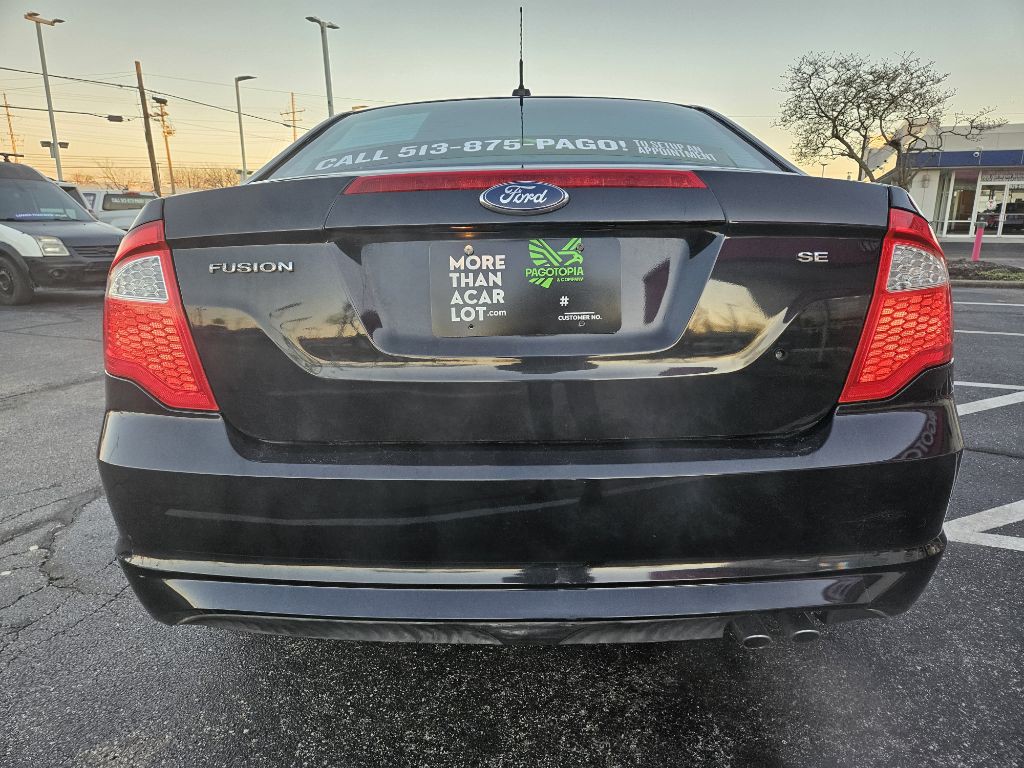 2011 Ford Fusion Image 24