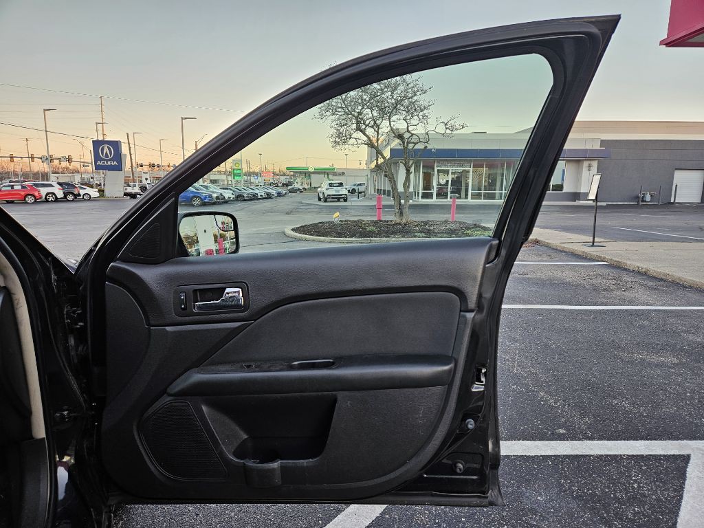 2011 Ford Fusion Image 19