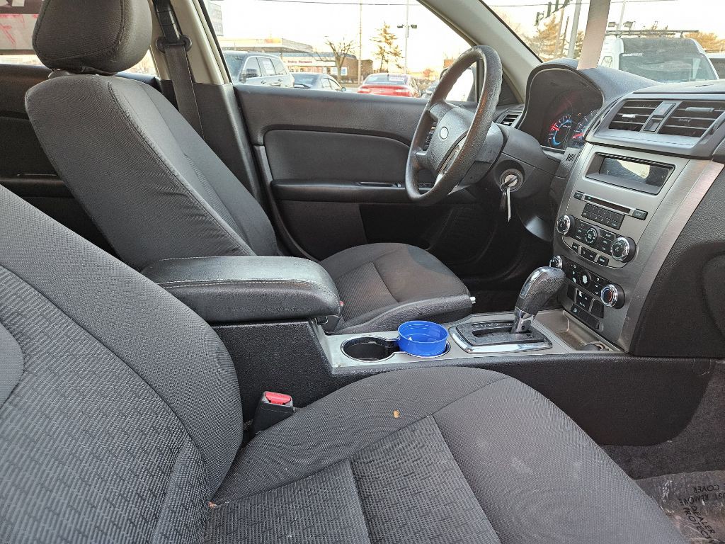 2011 Ford Fusion Image 21