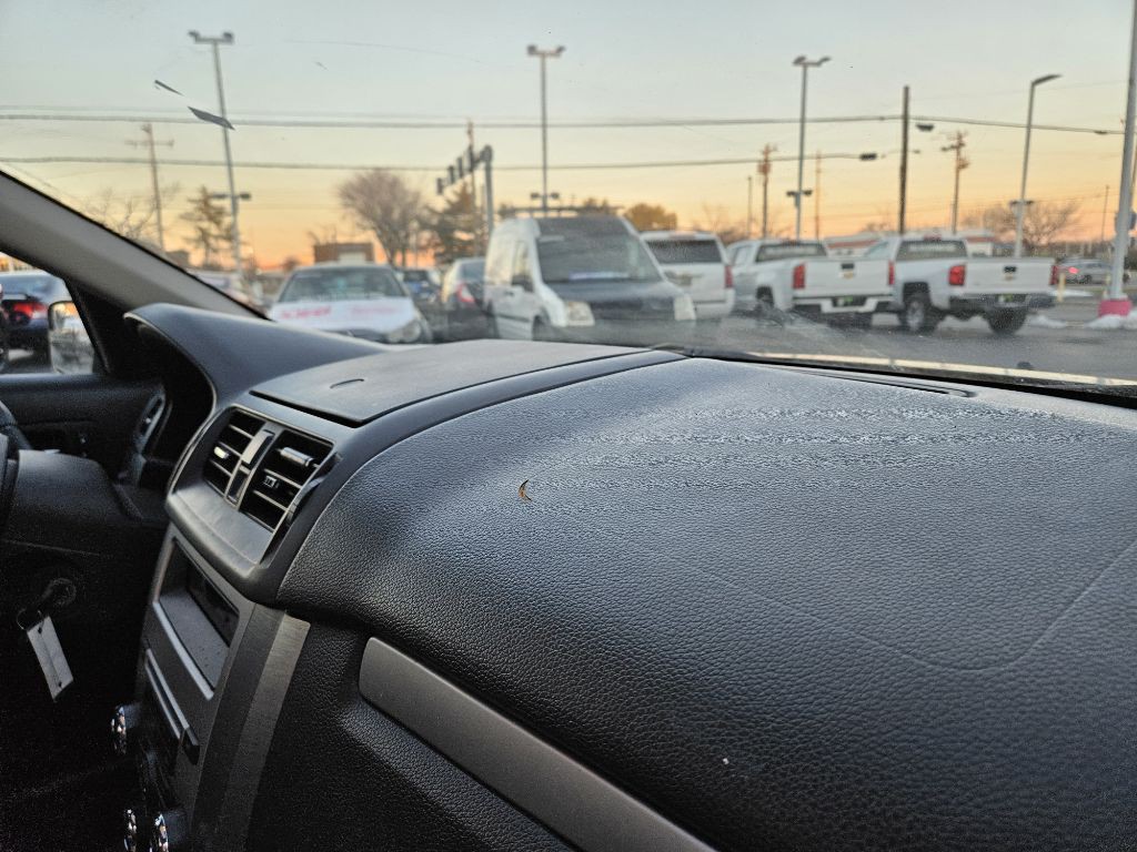 2011 Ford Fusion Image 18