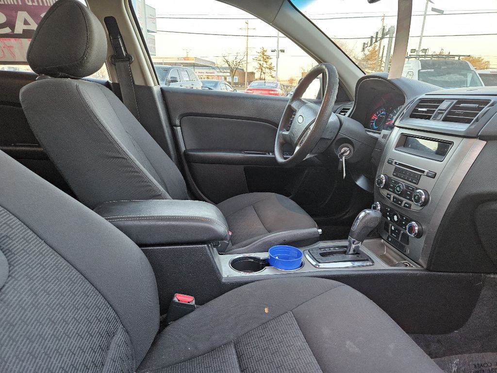 2011 Ford Fusion Image 21