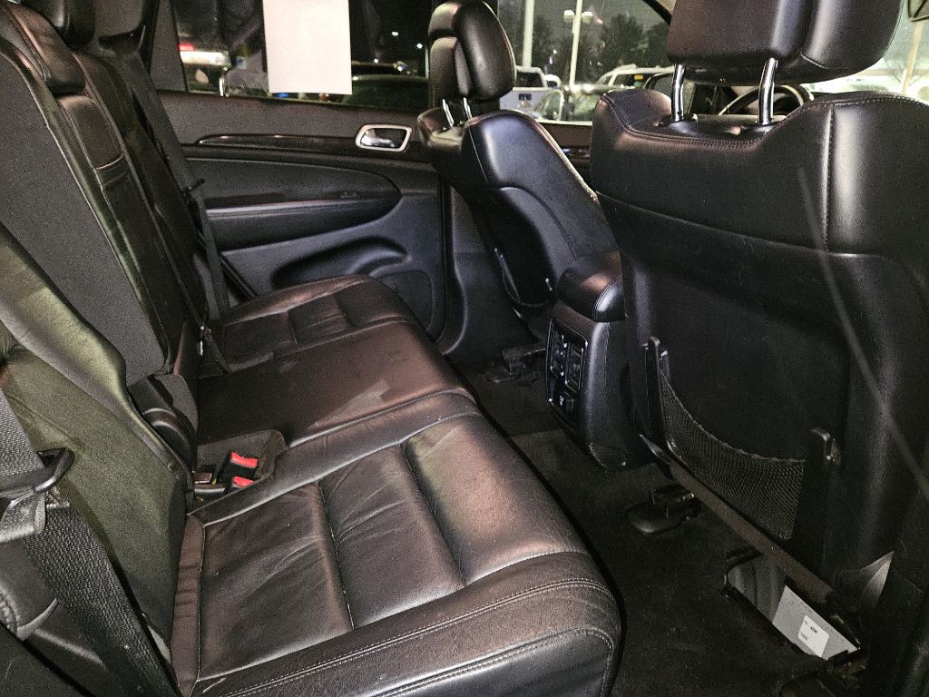 2012 Jeep Grand Cherokee Image 12