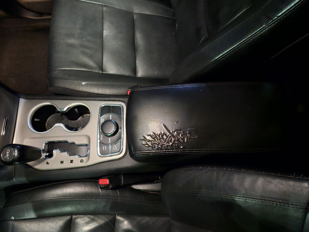 2012 Jeep Grand Cherokee Image 19