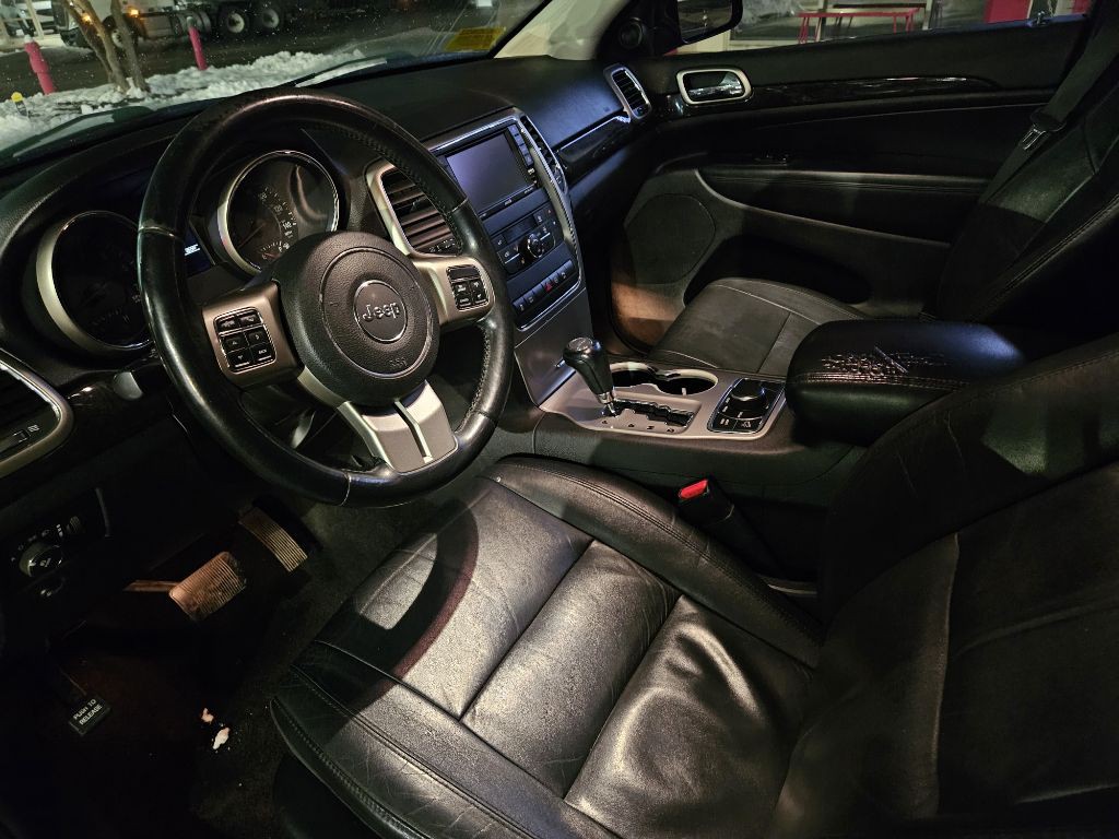 2012 Jeep Grand Cherokee Image 21