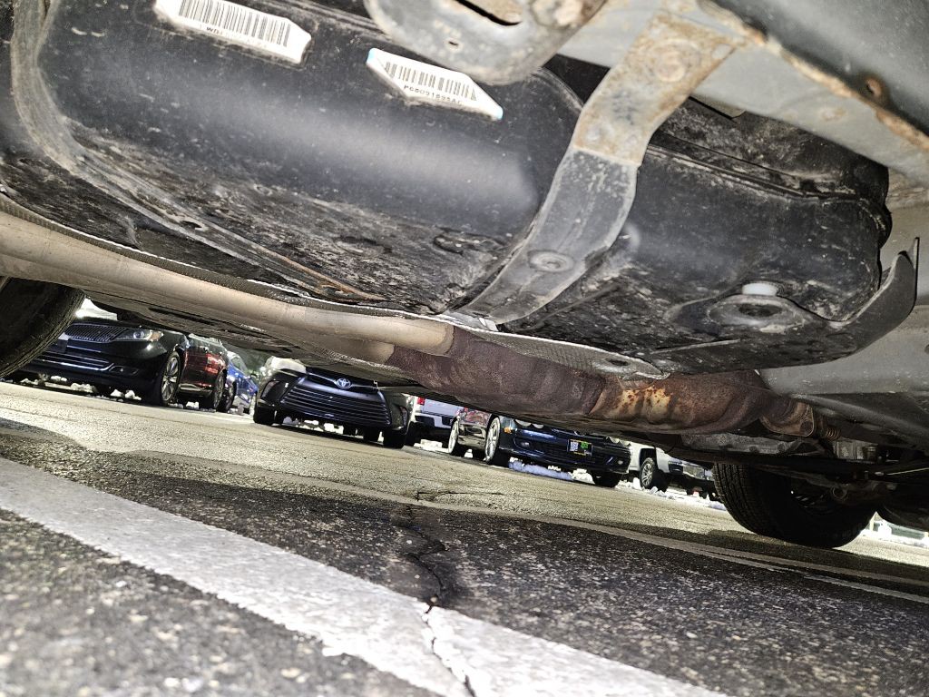 2012 Jeep Grand Cherokee Image 24