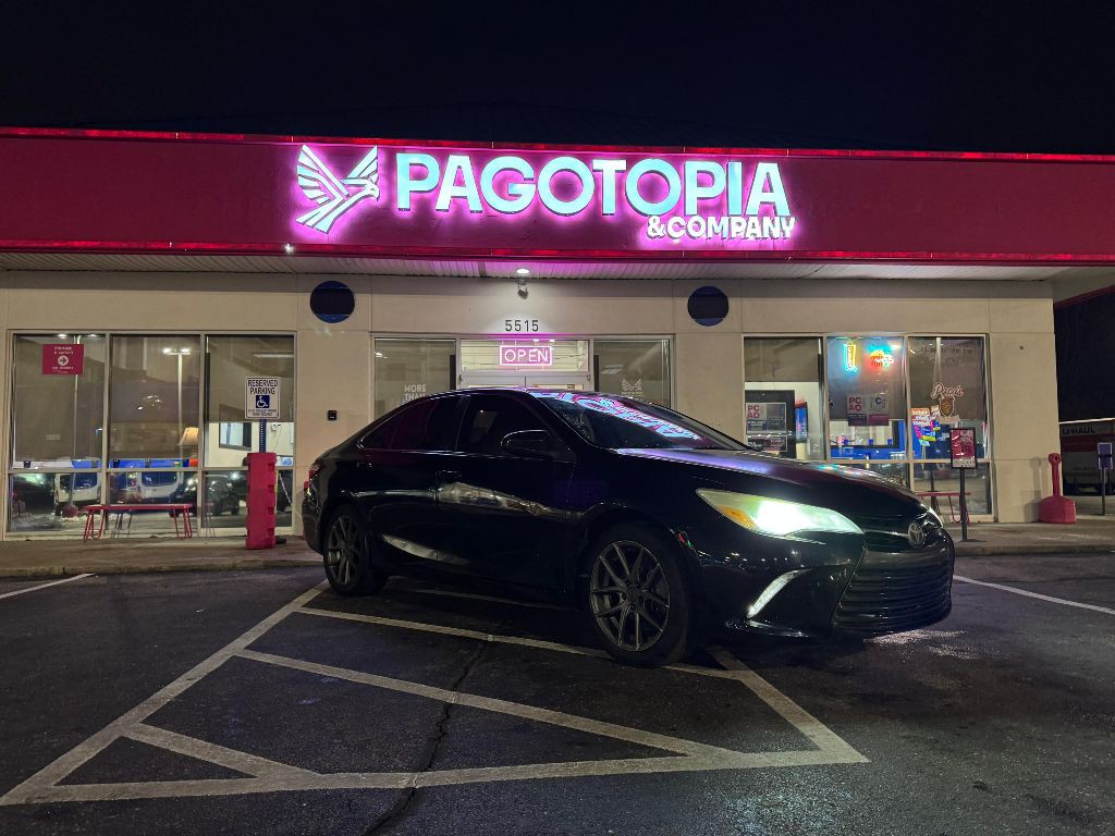 2016 Toyota Camry LE