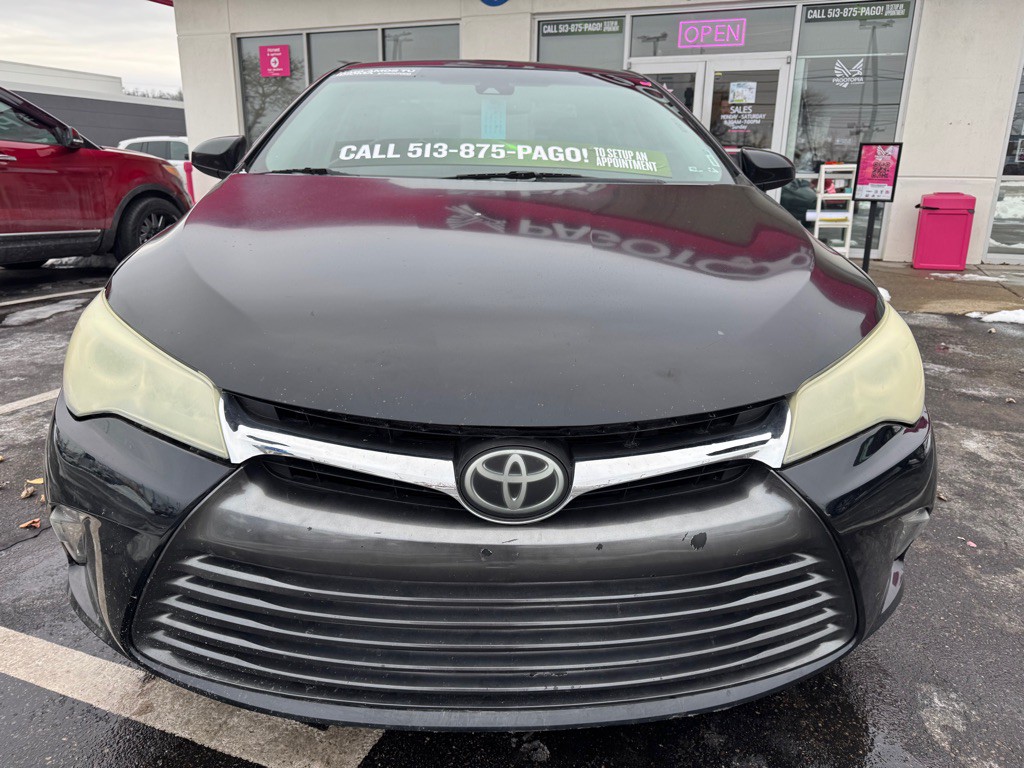 2016 Toyota Camry Image 3