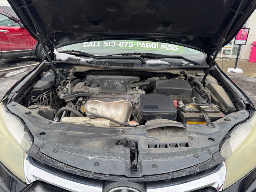 2016 Toyota Camry Image 11