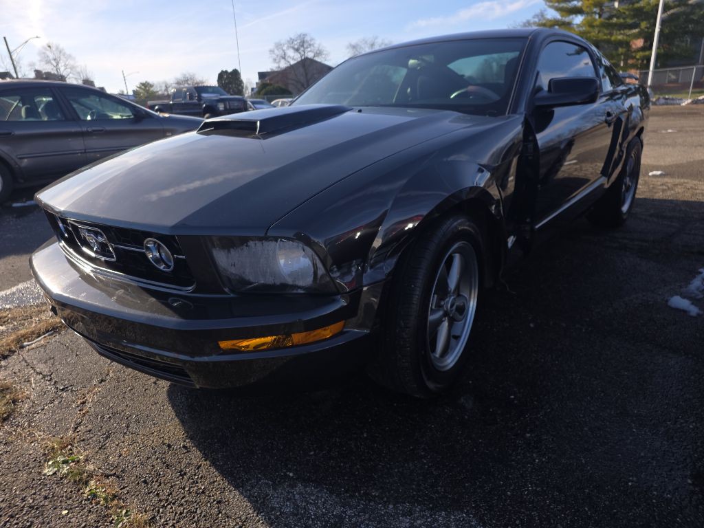 2008 Ford Mustang Image 3