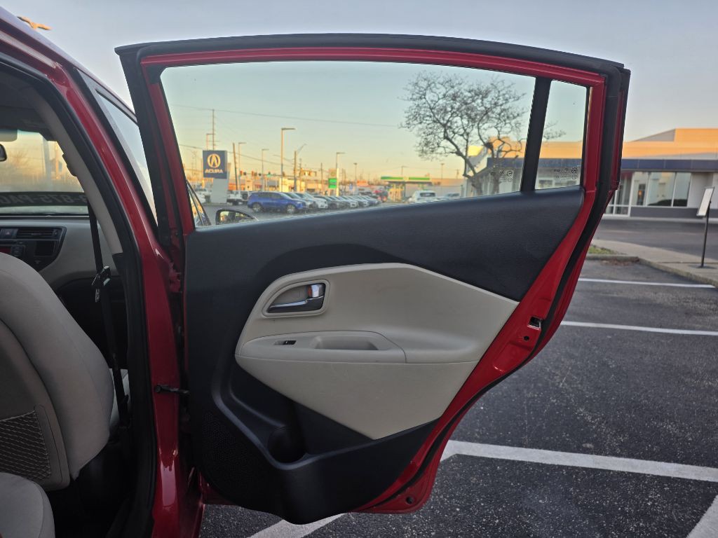 2013 Kia Rio Image 20
