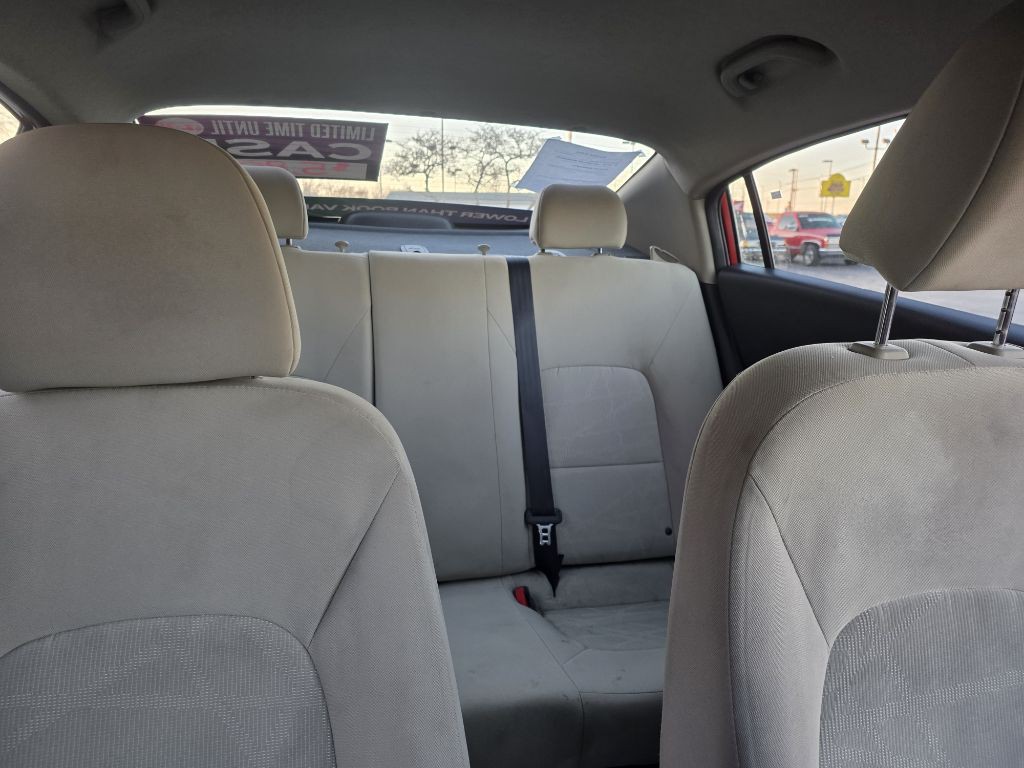 2013 Kia Rio Image 26