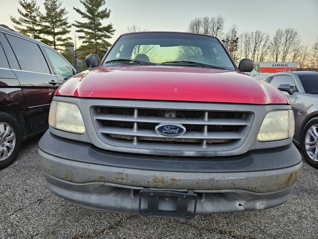 2002 Ford F-150 Image 2