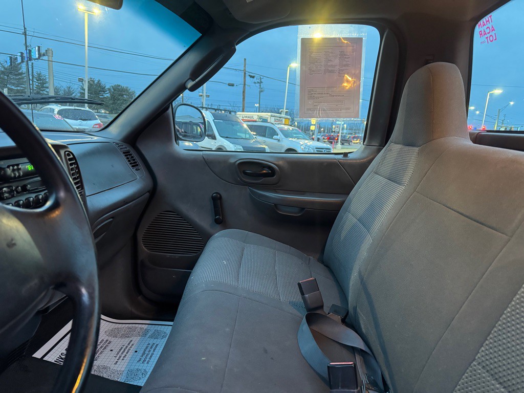 2002 Ford F-150 Image 9