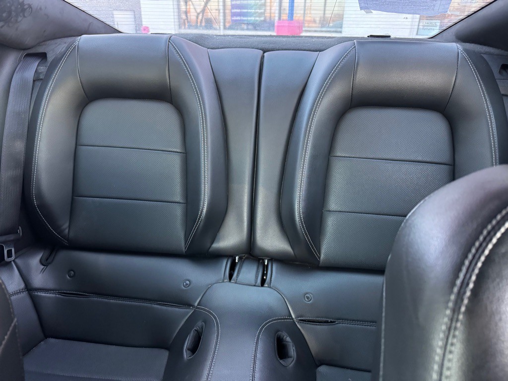 2017 Ford Mustang Image 14