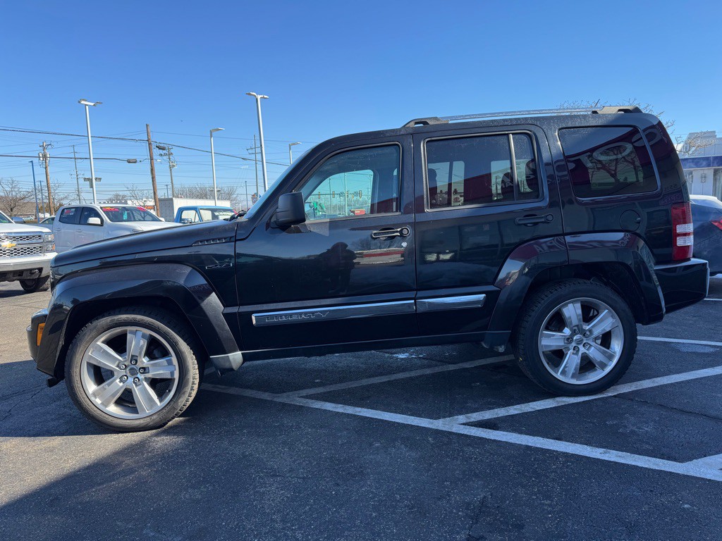 2012 Jeep Liberty Image 4