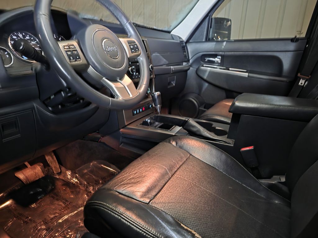2012 Jeep Liberty Image 6