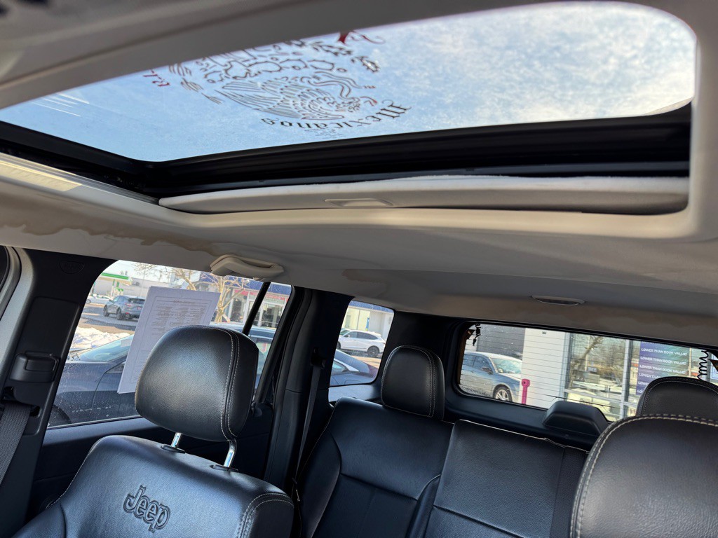 2012 Jeep Liberty Image 15