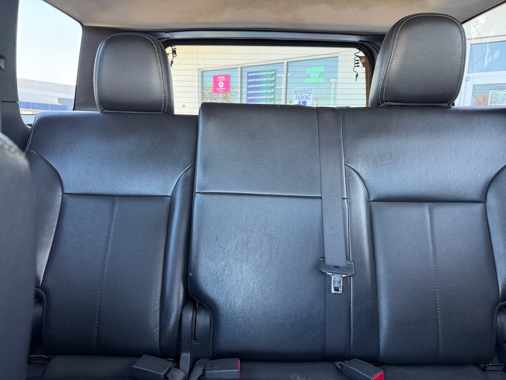 2012 Jeep Liberty Image 18