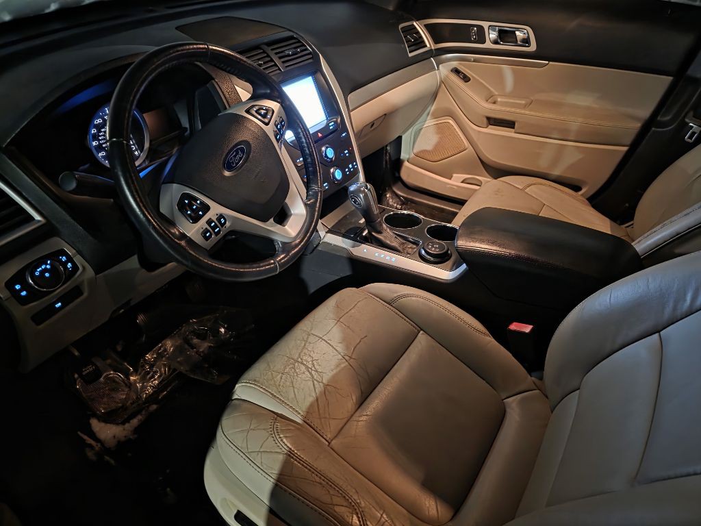 2014 Ford Explorer Image 7