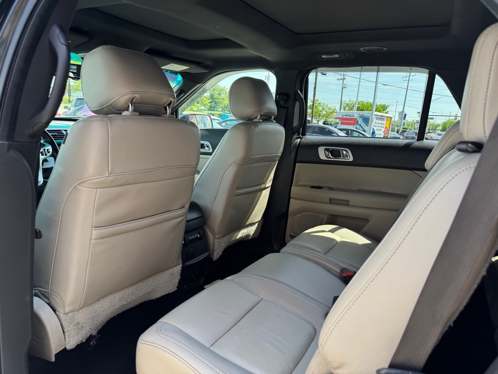 2014 Ford Explorer Image 11