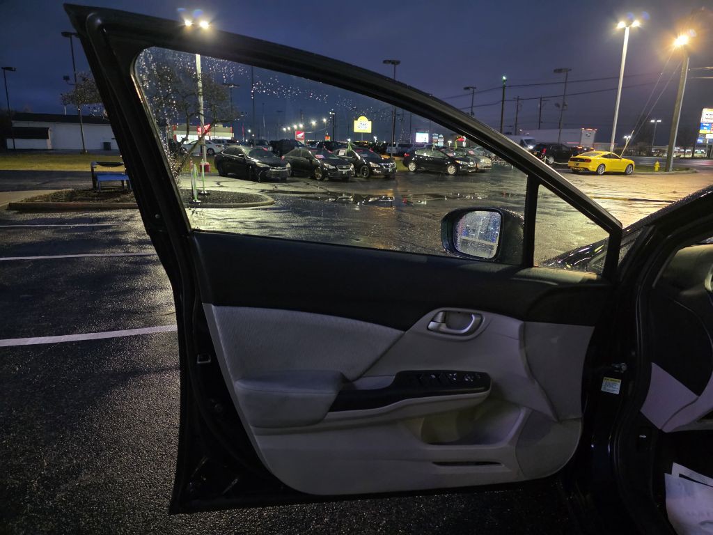 2014 Honda Civic Image 15