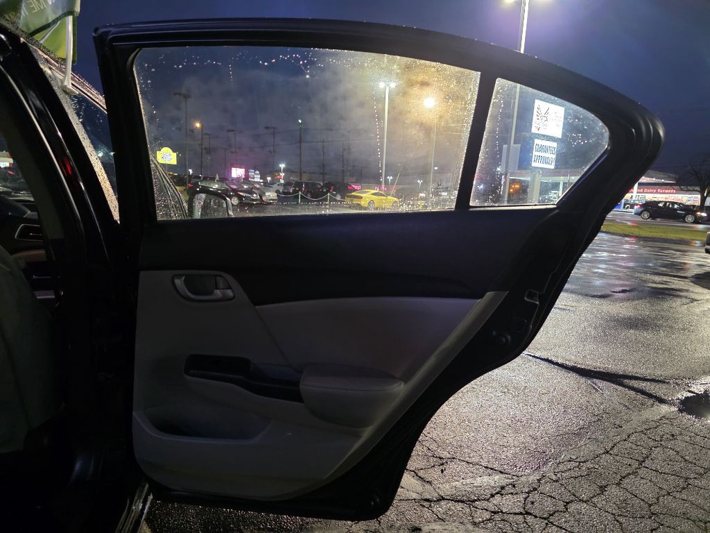 2014 Honda Civic Image 16