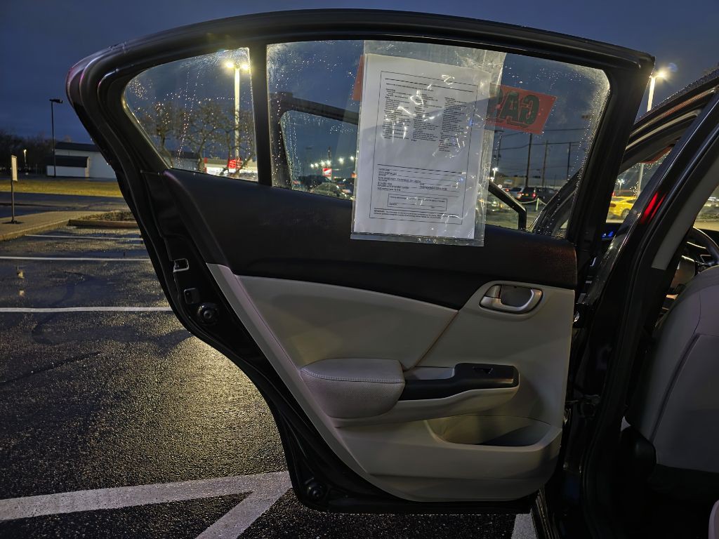 2014 Honda Civic Image 17