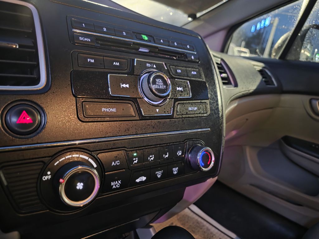 2014 Honda Civic Image 19