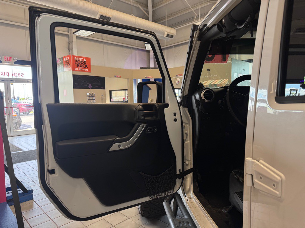 2013 Jeep Wrangler Unlimited Image 7