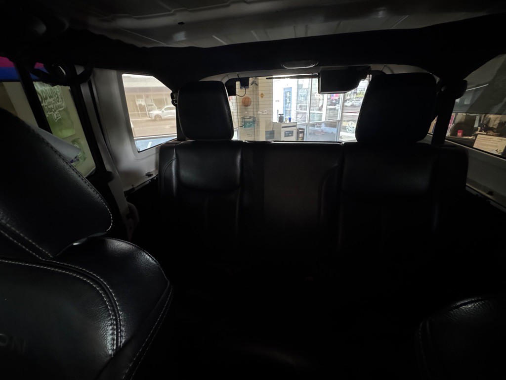 2013 Jeep Wrangler Unlimited Image 11