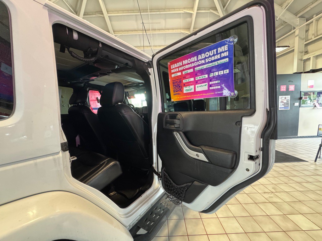 2013 Jeep Wrangler Unlimited Image 19