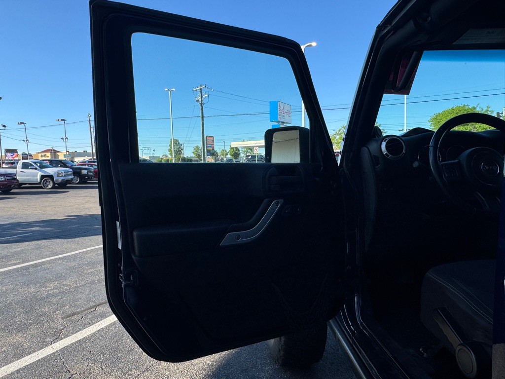 2013 Jeep Wrangler Unlimited Image 9