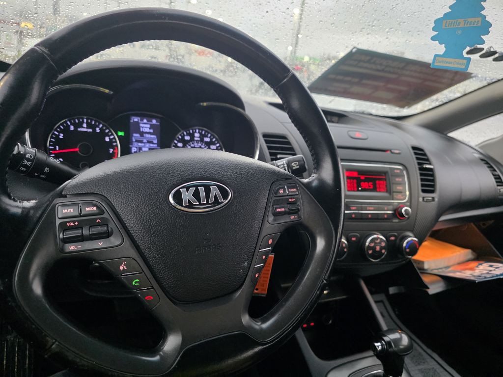 2015 Kia Forte Image 18